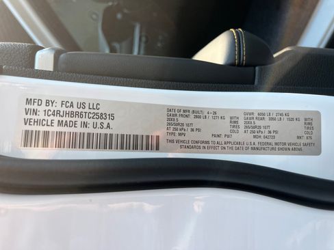 New 2026 Jeep Grand Cherokee Limited AWD/4WD image 32