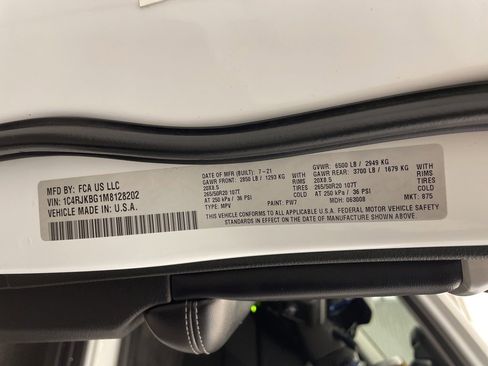 Used 2021 Jeep Grand Cherokee L Limited image 34