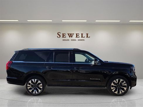 New 2026 Ford Expedition Max Platinum w/ Driver's Package image 5