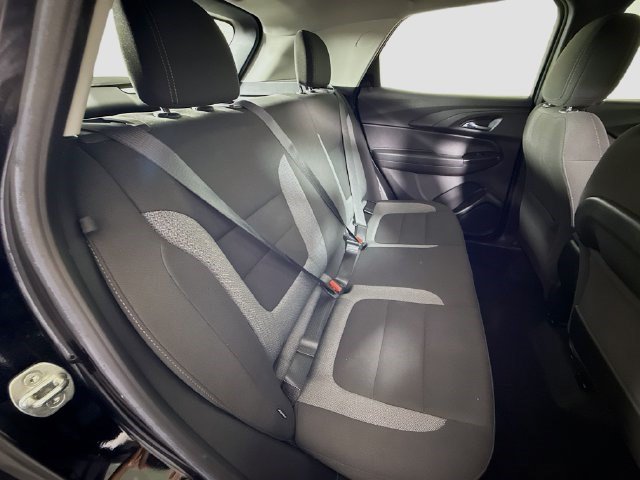 Used 2021 Chevrolet TrailBlazer LS FWD image 25