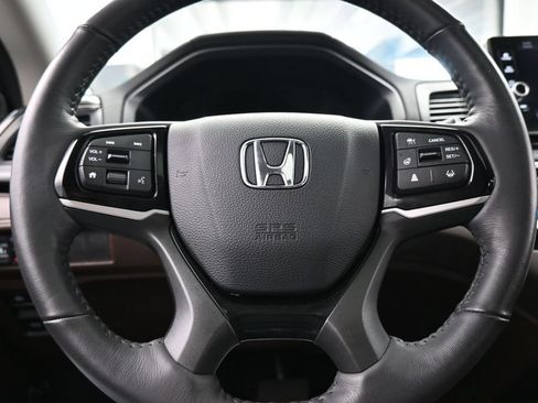Used 2025 Honda Odyssey Elite image 29