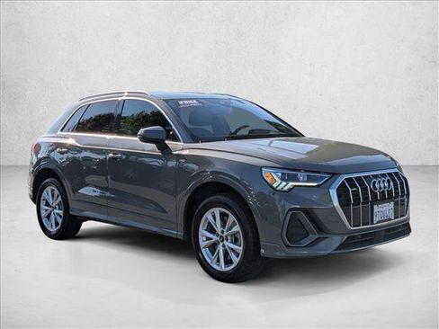 Used 2024 Audi Q3 2.0T Premium AWD/4WD image 3