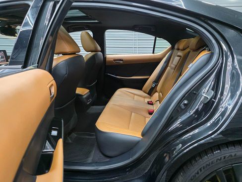 Used 2021 Lexus IS 300 AWD w/ Comfort Package image 16