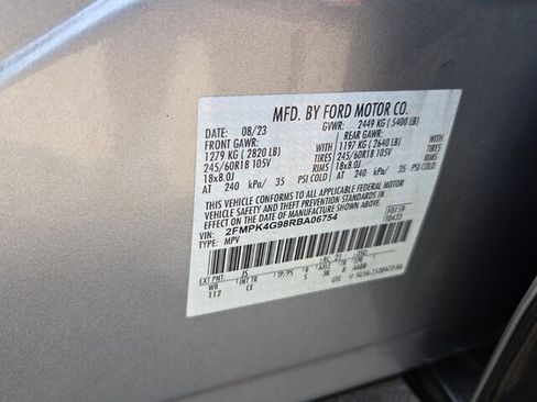 Used 2024 Ford Edge SE AWD/4WD image 7