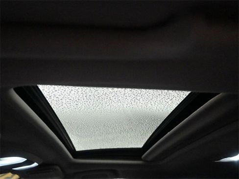 Used 2021 Subaru Crosstrek 2.0i Premium w/ Moonroof Package image 20