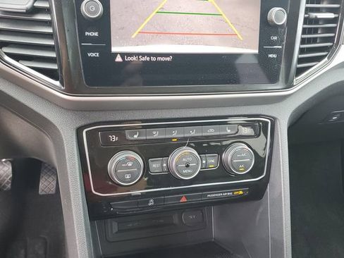 Used 2023 Volkswagen Atlas SE image 27