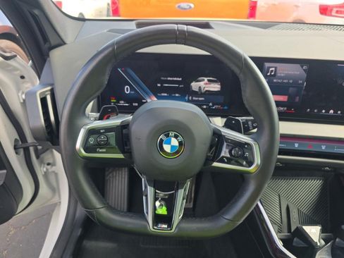 Used 2025 BMW X3 xDrive30i AWD/4WD image 6