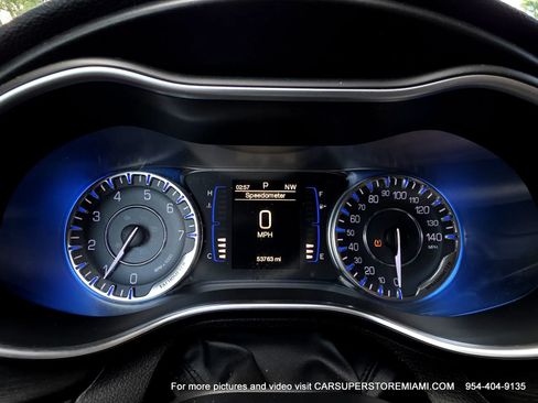 Used 2015 Chrysler 200 Limited w/ Convenience Group FWD image 34
