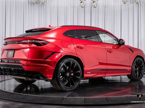 Used 2024 Lamborghini Urus S image 18