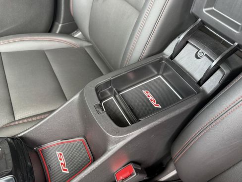 Used 2024 Chevrolet Trax RS w/ Sunroof Package FWD image 25