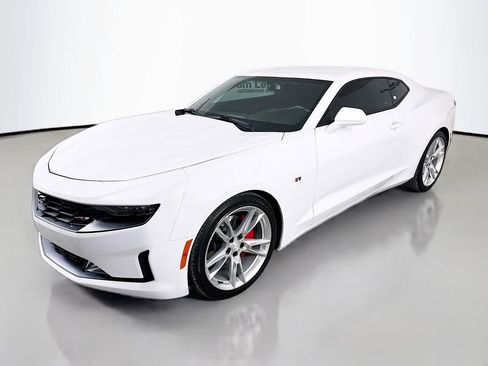 Used 2021 Chevrolet Camaro LT w/ RS Package image 3