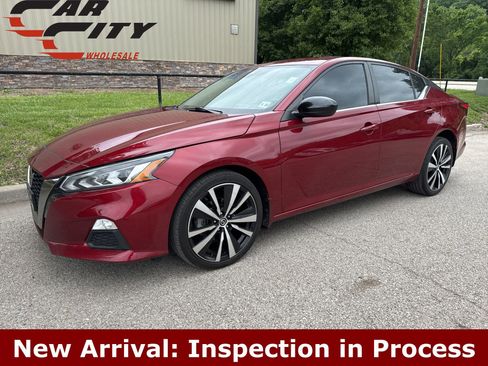 Used 2021 Nissan Altima 2.5 SR AWD/4WD image 1