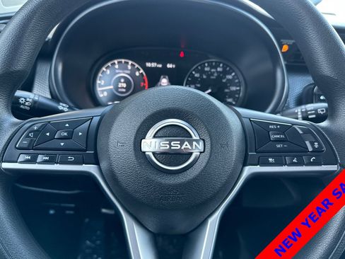 Used 2023 Nissan Kicks SV image 24