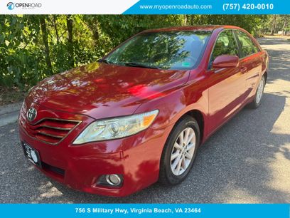 Used 2011 Toyota Camry XLE w/ SE/XLE Extra-Value Pkg