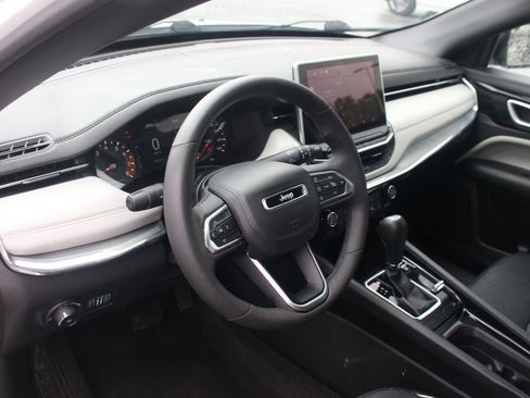 Used 2023 Jeep Compass Limited AWD/4WD image 15