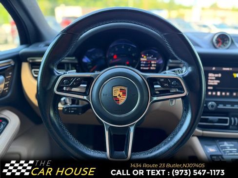 Used 2020 Porsche Macan AWD/4WD image 25