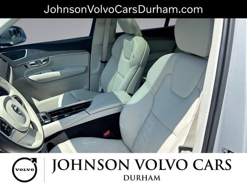 Used 2023 Volvo XC90 B5 Plus w/ Protection Package Premier AWD/4WD image 13
