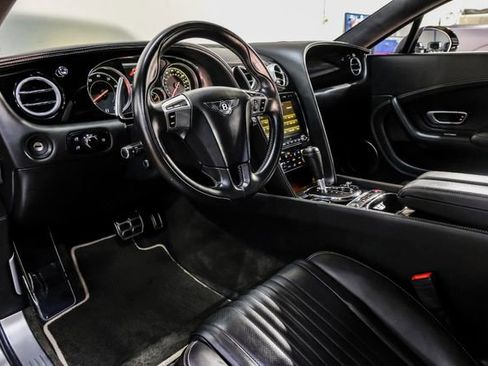 Used 2016 Bentley Continental GT image 3