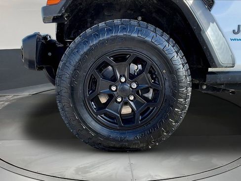 Used 2023 Jeep Wrangler Unlimited w/ Cold Weather Group image 36