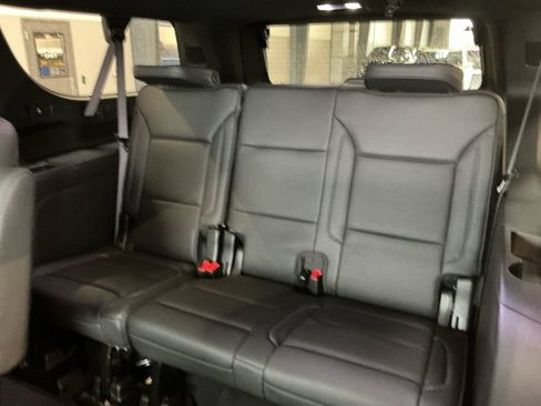 Certified 2026 GMC Yukon XL Denali w/ Sun & Power Step Package AWD/4WD image 15