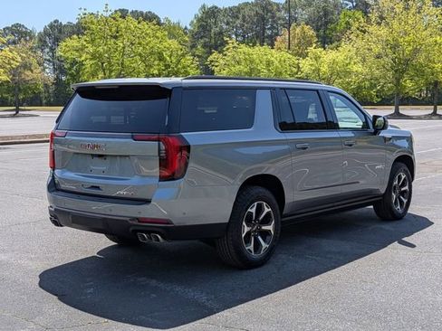 New 2026 GMC Yukon XL AT4 Ultimate AWD/4WD image 3
