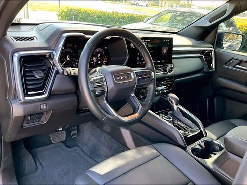 Used 2025 GMC Canyon Elevation w/ Convenience Package image 17