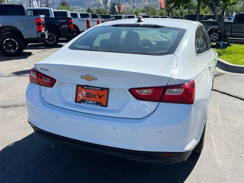 Used 2024 Chevrolet Malibu LS FWD image 9