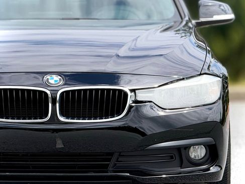Used 2016 BMW 320i Sedan RWD image 15