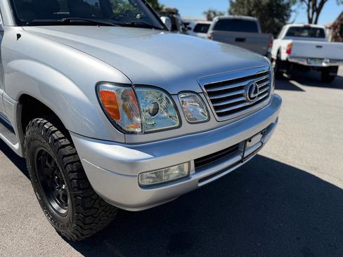 Used 2006 Lexus LX 470 4WD image 16