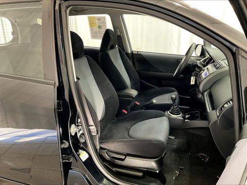 Used 2008 Honda Fit image 11