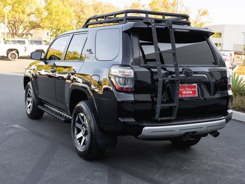 Certified 2024 Toyota 4Runner TRD Off-Road Premium w/ Moonroof Package AWD/4WD image 7