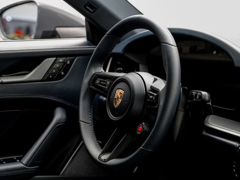 Used 2025 Porsche 911 Carrera S RWD image 14