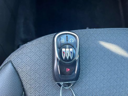 Used 2025 Buick Encore GX Preferred FWD image 21