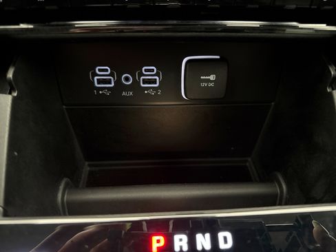 Used 2023 Jeep Grand Cherokee Limited image 17