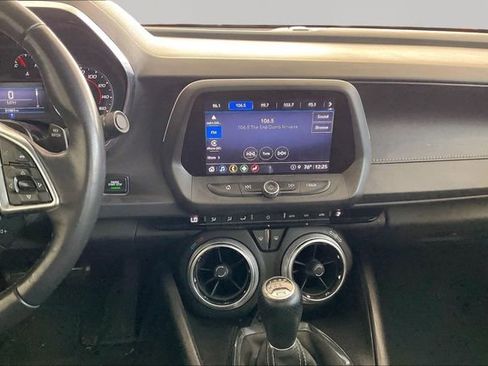 Used 2022 Chevrolet Camaro LT w/ RS Package image 9