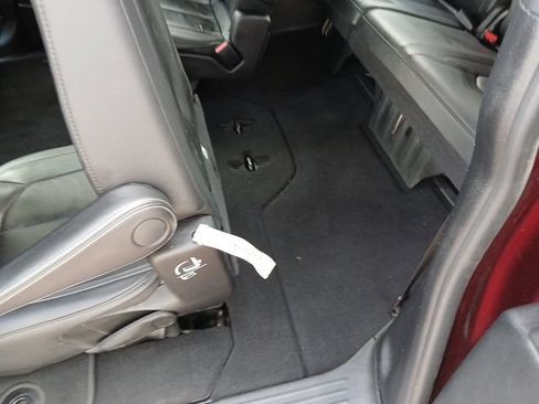 Used 2020 Chrysler Pacifica Touring-L Plus FWD image 21