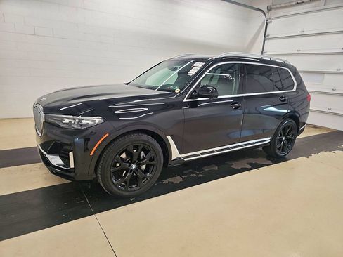 Used 2020 BMW X7 xDrive40i w/ Premium Package AWD/4WD image 2