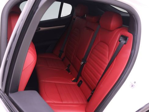 Certified 2024 Alfa Romeo Stelvio Veloce AWD/4WD image 13