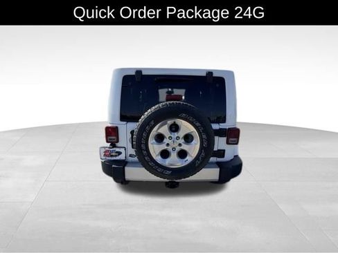 Used 2014 Jeep Wrangler Sahara w/ Connectivity Group AWD/4WD image 6