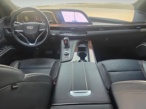 Used 2023 Cadillac Escalade Premium Luxury AWD/4WD image 25