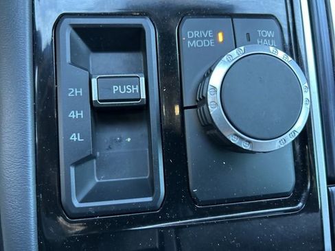 Used 2023 Toyota Tundra Platinum image 22