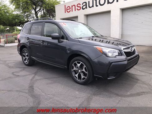 Used 2014 Subaru Forester 2.0XT Premium w/ Popular Package #2 AWD/4WD image 2