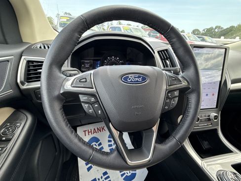 Used 2023 Ford Edge SEL w/ Convenience Package AWD/4WD image 13