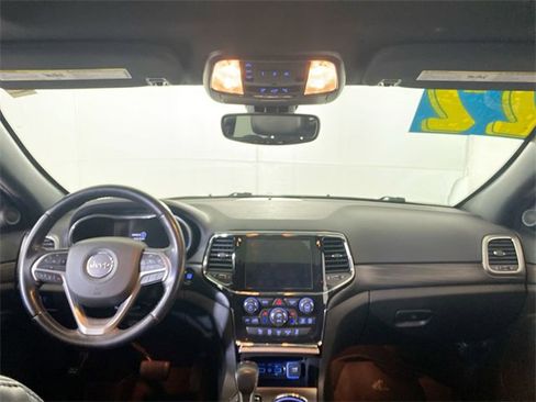 Used 2022 Jeep Grand Cherokee Laredo X image 33