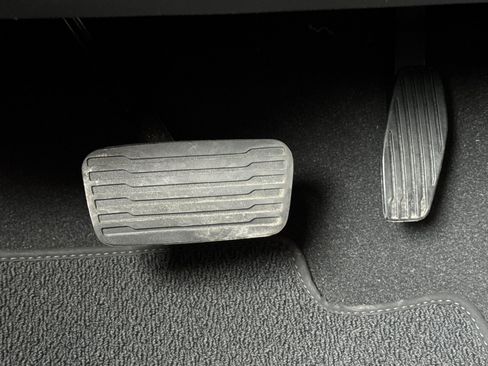 Used 2025 GMC Yukon Denali image 40