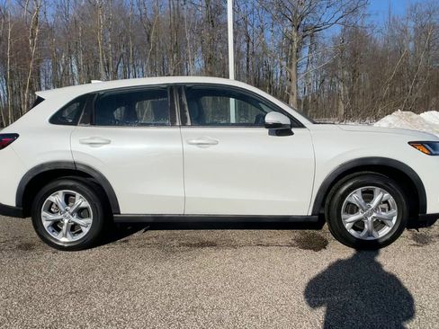 Certified 2023 Honda HR-V LX image 10