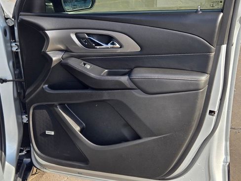 Used 2022 Chevrolet Traverse Premier w/ Redline Edition image 6