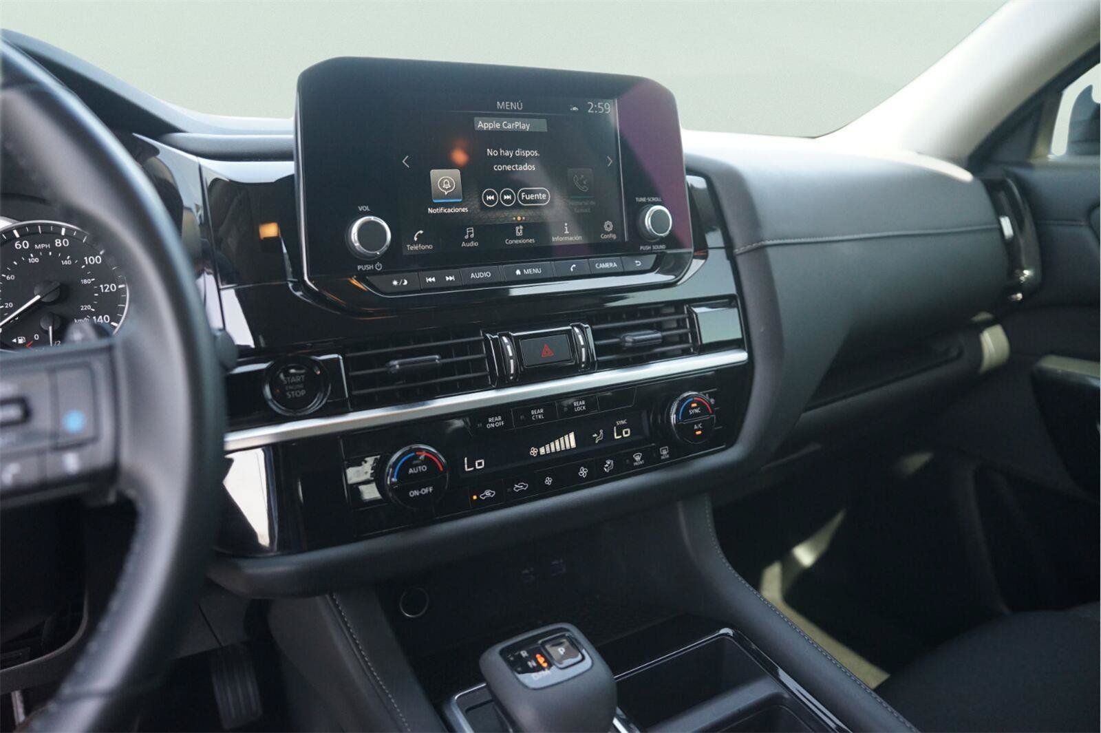 Used 2025 Nissan Pathfinder SV FWD image 28