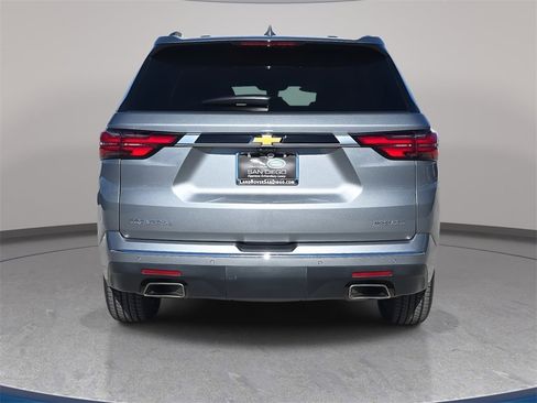 Used 2023 Chevrolet Traverse Premier image 7
