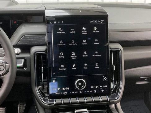 New 2026 GMC Yukon AT4 Ultimate AWD/4WD image 7